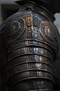 Shoulder Armor - Metropolitan Museum of Art, New York: 