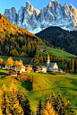 Autumn in Dolomites, Italy: 