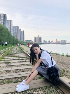 灰鸦_采集到jk制服