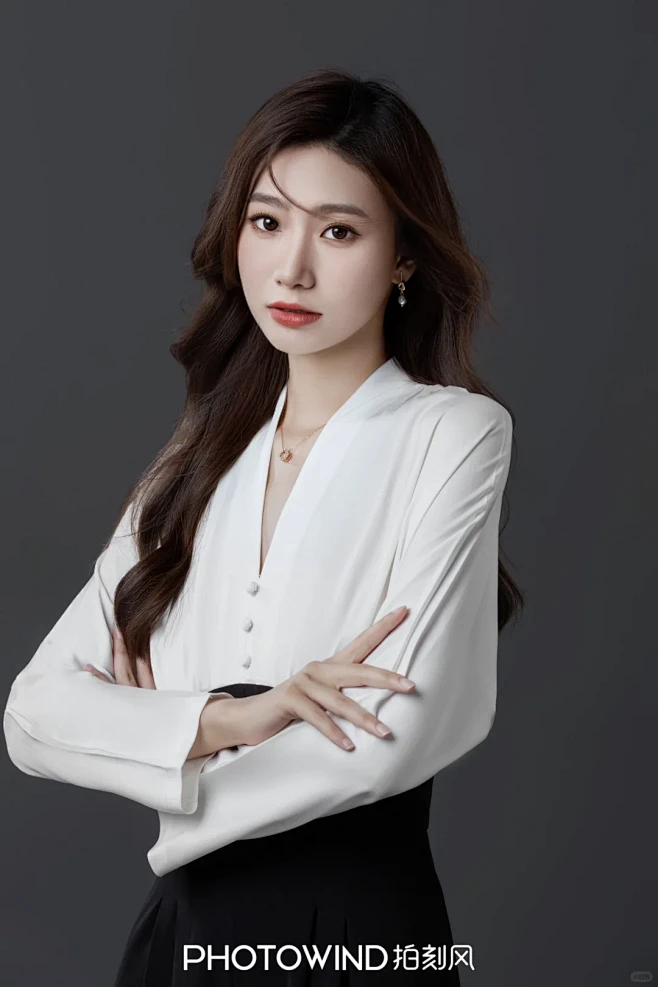 【拍刻风珂景相馆】 ｜年末职场形象照｜样片分享｜ 女士形象照款式和动作分享 今日分享｜御姐风 #形象照 #get职场新知识 - 小红书-花瓣网