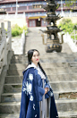 【@淡蓝色星星】 青丝为笼系，桂枝为笼钩。头上倭堕髻，耳中明月珠。 缃绮为下裙，紫绮为上襦。 汉服，钗，簪子，古风图片。