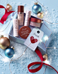 Fresh 在 Instagram 上发布：“‘Tis the season for thoughtful gifts. #GiveFresh to everyone on your list—including your co-workers. Tip: we have the perfect OOO…” : 2,135 次赞、 32 条评论 - Fresh (@freshbeauty) 在 Instagram 发布：“‘Tis the season for thoughtful gifts. #Giv