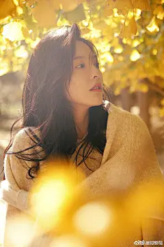 #王思聪关注了章若楠#宝藏女孩藏不住了章若楠，96年出生于浙江温州市，毕业于杭州电子科技大学，曾饰演《悲伤逆流成河里》的顾森湘，你觉得几分呢？#校花女神# ​​​​