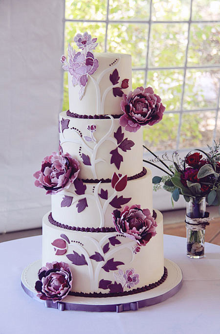 紫色婚礼蛋糕  好漂亮啊！