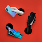 Huawei P30 Pro : The new Huawei P30 Pro is more than a fancy technological gadget. It has become a fashionable piece of hand jewelry.Each picture shows the smartphone held in a hand. We play with colors, textures, decorations to create an eye-catching com