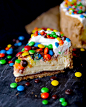 m&m cheesecake