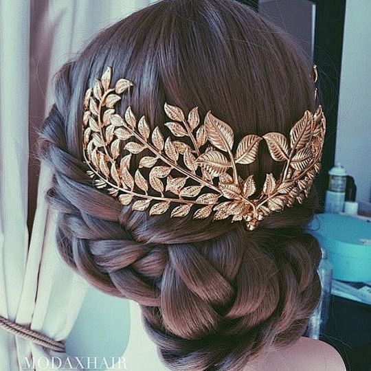 Hairstyles & Beauty