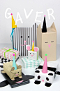Fun animal gift wrapping for kids. |  http://www.blog.bog-ide.dk/bamse-gaveindpakning/: 