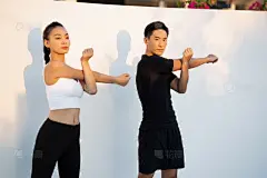 健身系列实景感户外运动健身