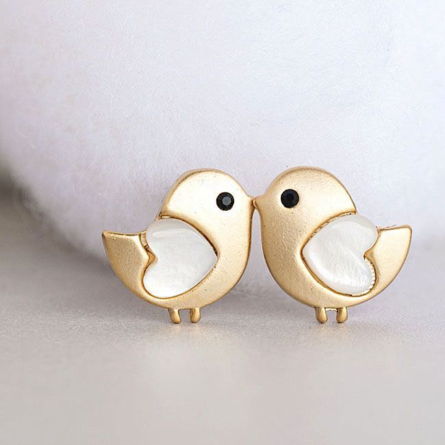 Gold Baby Chick Stud...