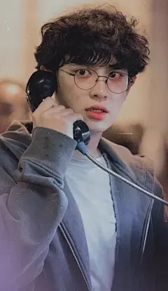 来自分享，朴灿烈壁纸
