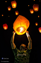 Muhammad Zeeshan Tahir在 500px 上的照片Sky Lanterns