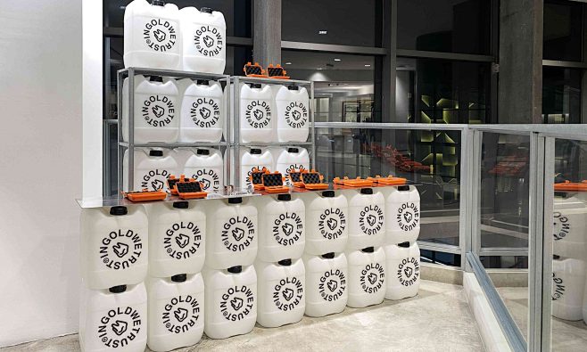 DOVER STREET MARKET ...