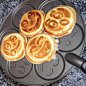 Fancy - Smiley Face Pancake Pan