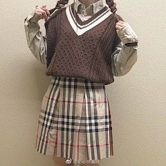 -屿拓-采集到服饰