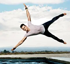 性感如孔雀！Matt Bomer为《Men's Fitness》杂志2016开年刊拍摄写真【无水印】极清美图大赏！！点原图收藏！壁纸【舔好】！！