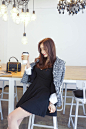 ▼SonYoonJoo▲180224图片_BP更新(木兰麝香黑白混色英伦毛呢衫)_看图_孙允珠吧_百度贴吧
