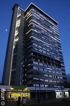 ALU-异想世界采集到A-现代建筑照明