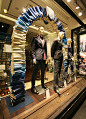 奥地利维也纳Tommy Hilfiger 2013年秋季橱窗 设计圈 展示 设计时代网-Powered by thinkdo3