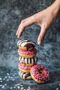 免费 多彩的甜甜圈 素材图片