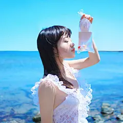 纯白色少女-人物壁纸-Q友乐园