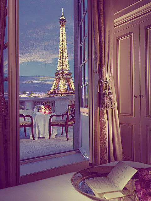  巴黎味道——这家酒店的风景房一定不便宜...