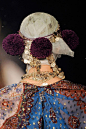 John Galliano Fall 2009 Ready-to-Wear Fashion Show : See the complete John Galliano Fall 2009 Ready-to-Wear collection.