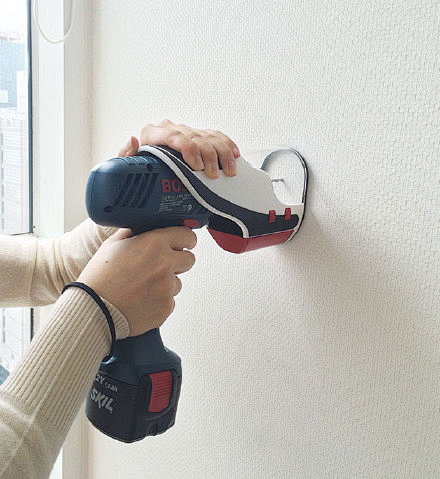 获奖作品荣获红点设计的电钻防尘罩透过透明的视窗可以看到钻头下部有