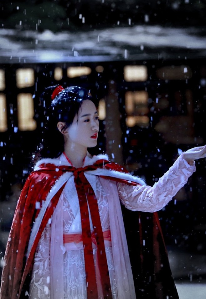 听雪楼舒靖容袁冰妍