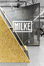 MILKE pavilion : Following last year’s success of MILKE at Warsaw Home fair, the company was back again a year later, with a new pavilion designed by Poznań mode:lina™ studio.