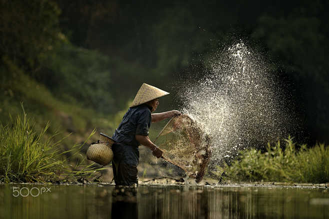 Fishing by SIRISAK B...