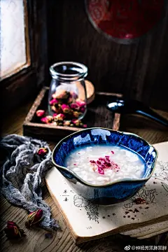 玫瑰薏仁粥。早安~ ​​​​