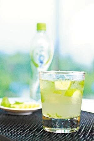 悠泡莫吉托 [主体：白朗姆酒、悠泡水] ...
