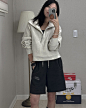 돌고돌아 애슬래저 여러 스탈 찍먹파인데 최애는 항상 #애슬래저룩 그래야 바로 운동갈 수 있으니까^^ | Instagram
