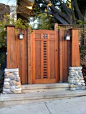 LOVE this Craftsman gate