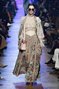 Elie Saab Fall 2018 Ready-to-Wear Fashion Show : The complete Elie Saab Fall 2018 Ready-to-Wear fashion show now on Vogue Runway.