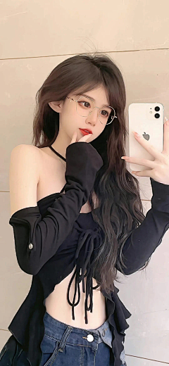 卍_X_卐采集到美女
