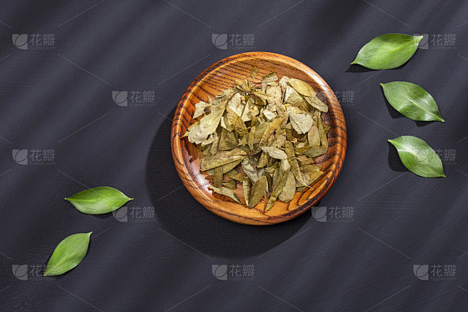 干古柯叶在碗-红木古柯叶