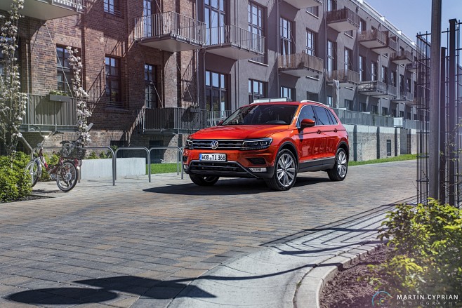 Volkswagen Tiguan | ...