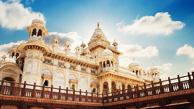 Jaswant Thada buildi...