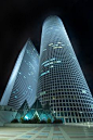 Azrieli Center is a complex of skyscrapers in Tel Aviv. Originally designed by Israeli-American architect Eli Attia, and completed by the firm of Moore Yaski Sivan Architects #architecture ☮k☮