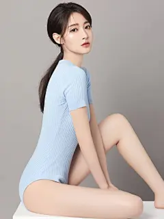超清性感美女手机壁纸任你选 003期 : 人群淹没，你我不及诉说。一声雁过，往事如昨。只望离别不多，再赏盛世烟火。 我自是年少，韶华倾负。 高清无水印壁纸获取口令：美女壁纸 人与人要有缘分才能合好，人与事要有缘分才能成功，人与社会，乃至事事物…