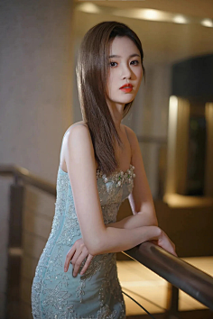 张雯_花瓣_采集