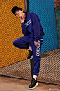 【华晨宇 Versace】触电风范之美图四<br/>#2018华晨宇火星演唱会# #华晨宇鸟巢火星战队# ​衣架子 @华晨宇yu  <br/>★★★★★★★★★★★★★★★<br/>其他Versace美图<br/>㈠...展开全文c