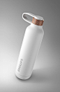 A smart and compact backup battery for iPhone with a capacity of 3000 mAh with unique bottle-shaped form factor. Its Lightning connector is conveniently built into the bottle cap made from anodized aluminum featuring a fine knurling pattern. The iPhone ca