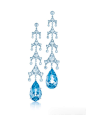 蒂芙尼Legacy Fleur铂金镶嵌钻石和海蓝宝石耳坠