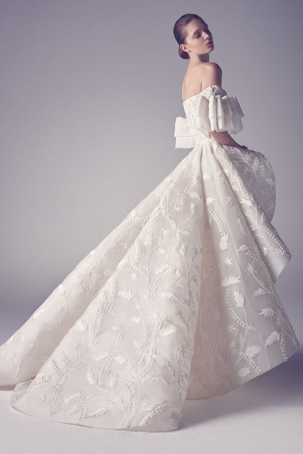 WedLuxe – Ashi Studi...