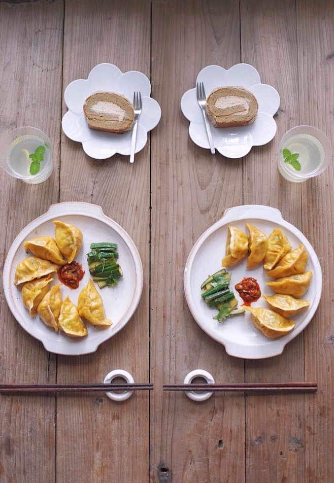 2015.04.28 对称早餐：煎饺，拌...