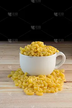 食物和烹饪，生手肘通心粉