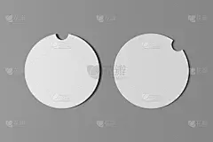 两个汽车杯杯垫，杯架。白纸圈立与文字、展示之处。三维渲染